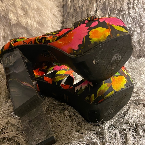 Go Jane High Heel Sandals - Picture 4 of 4